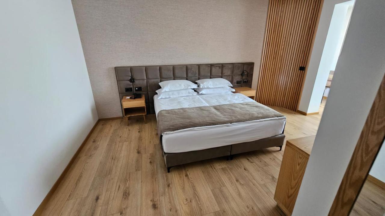 Hotel Sibb Tirana